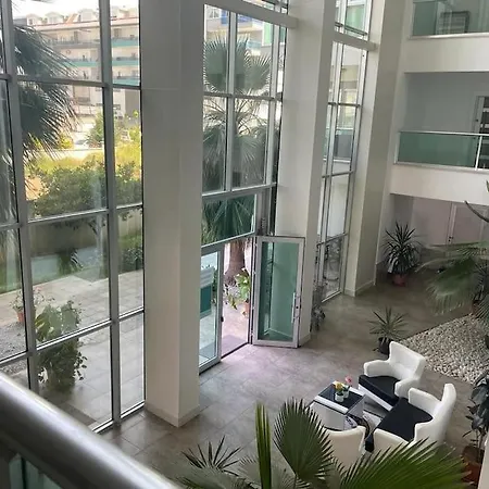 Modern Living By The Sea Apartmán Alanya